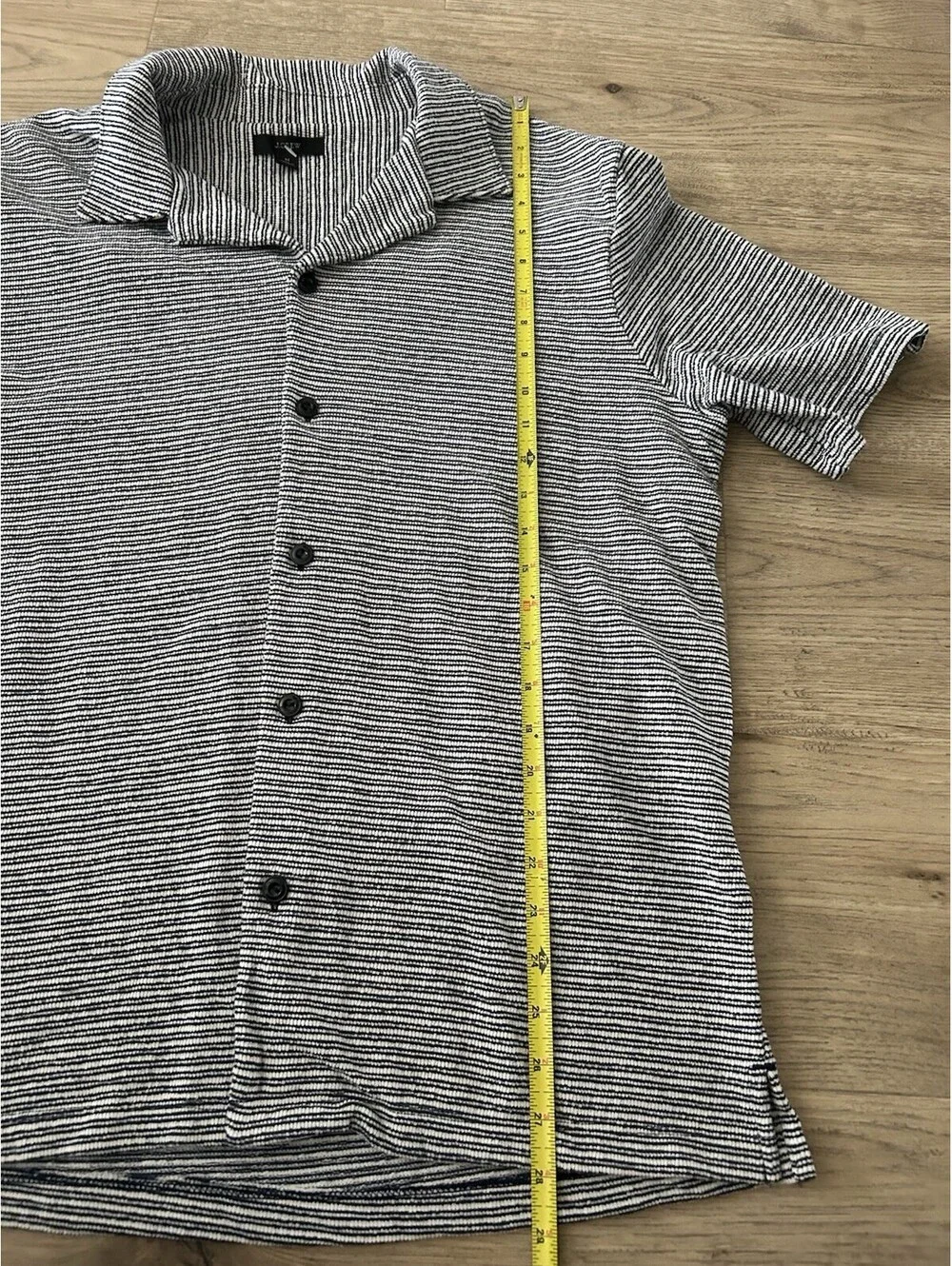 J Crew Men's Textured Camp Collar Knit Shirt In Stripe Short Sleeve Small